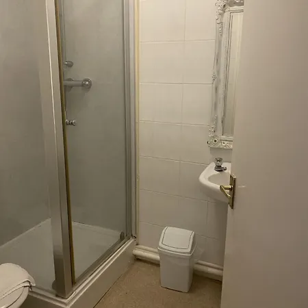 The Turf 3* Richmond (North Yorkshire)